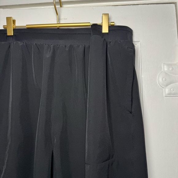 Fabletics Black The Fundamental Short II 7 Inch Inseam Athletic Gym 4X - Picture 7 of 15